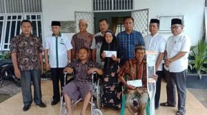 Sakit, Kakek Sudiro Terima Bantuan dari Baznas Labuhanbatu