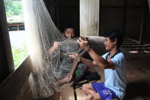 Personel TMMD Kodim Ketapang Belajar Buat Jalan