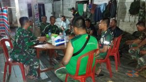 Pastikan Pekerjaan TMMD Kodim Ketapang Lancar, Dansatgas Ambil Apel Malam