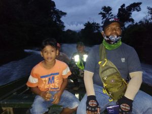 Satgas TMMD ini Antar PUlang Anak-anak Pakai Speed Boat