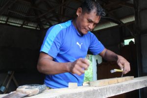 Satgas TMMD Kodim Ketapang Jadi Tukang Dadakan