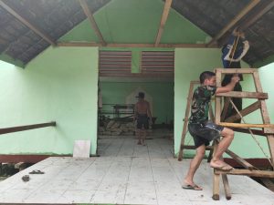 Satgas TMMD Kodim Ketapang Berpacu dengan Waktu Perehaban Gereja