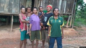Kisah Haru Paskalis, Anak Petani Papua ‘Tinggalkan Ibu’ untuk S2 di AS