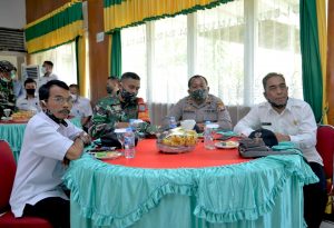 Sinergitas Polsek Tumbang Titi selama TMMD Kodim Ketapang