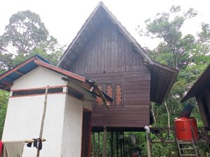 Tampak Sepi, Rumah Adat  Sebelumnya Tempat Satgas TMMD Menginap