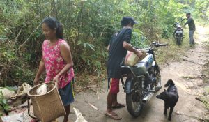 Warga Mengingat Saat dibantu Satgas TMMD Kodim Ketapang