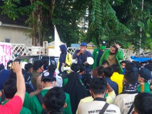 Hari Tani Nasional, Mahasiswa Tuntut Pemprov Sumbar Selesaikan Permasalahan Pertanian dan Menolak RUU Cipta Karya