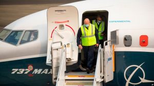Kepala FAA Uji Terbang Boeing 737 MAX yang Sudah Diperbarui