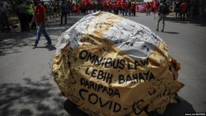 Definisi Tenaga Kerja Asing Ahli dalam UU Cipta Kerja Tidak Jelas