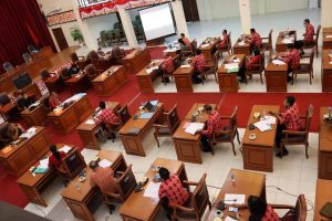 Komisi A DPRD Landak Bersama Eksekutif  Rapat Gabungan Tindaklanjuti Raperda Perubahan Atas Perda No 5 Tahun 2016