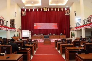 Tujuh Fraksi DPRD Landak Setujui Tiga Raperda Inisiatif Eksekutif Diperdakan