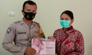 Pak Polisi Ini Imbau Kaum Perempuan Terapkan Prokes