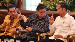 Airlangga Sebut Jokowi Arahkan Pengendalian Covid-19 secara Mikro