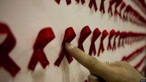 Pekerja Perempuan: Pelecehan, Kekerasan dan Potensi Penularan HIV/AIDS