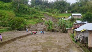 Pasca Longsor Warga Batagak Agam Butuh Bantuan