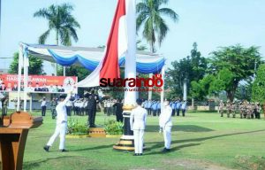 Peringati Hari Pahlawan Nasional ke-75, Pemkab Lampura Gelar Upacara dan Tabur Bunga