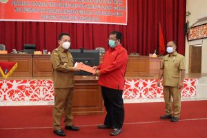 Sejumlah Fraksi DPRD Beri Catatan Terhadap Nota Keuangan dan RAPBD Landak Tahun 2021