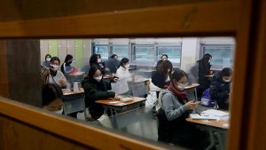 Catatkan Rekor Kasus Covid-19, Korea Selatan Ketatkan PSBB di Seoul