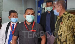 Kuasa Hukum Sebut Pemeriksaan Ketua FPI akan Rampung 24 Jam