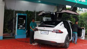 Pemerintah Siapkan Aturan Pendukung Pengembangan Industri Mobil Listrik Lokal