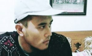 Wibawa Hukum dan Dekonstruksi Hukum