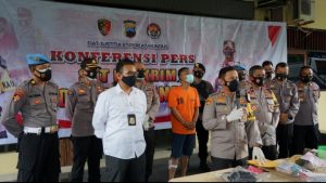 Sakit Hati Diputus Cinta, Mantan Pacar Ditusuk