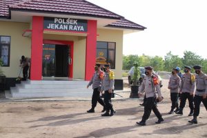 Kapolda Kalteng Cek Pembangunan Polsek Jekan Raya