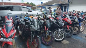Pakai Knalpot Racing, Ratusan Motor Diamankan Polisi