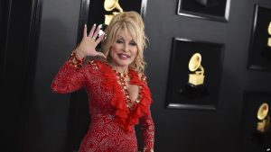 Dolly Parton, Bintang Musik Country dan Aktris, Turut Mendanai Vaksin COVID-19
