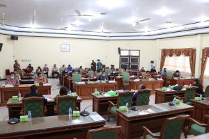 Komisi A DPRD Landak Mediasi Persoalan Tapal Batas Wilayah Antar Desa Hilir Kantor dan Amboyo Inti