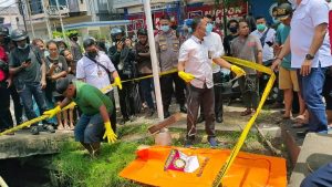 Sosok Mayat Wanita Ditemukan di Bawah Jembatan dekat Mapolda Kalbar
