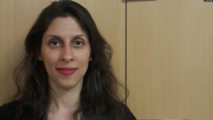 Iran Bebaskan Pekerja Bantuan Inggris dari Tahanan Rumah