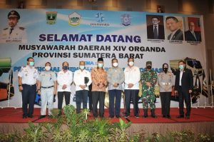 Gubernur Sumbar Mahyeldi Minta Organda Sumbar Harus Profesional Menghadapi Trasportasi Digital