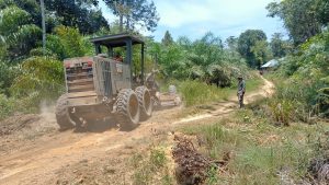 Satgas TMMD 110/ Kodim 1201 Percepat Perbaikan Jalan