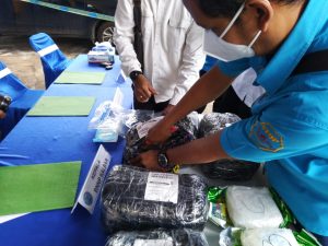 Dikirim Lewat Jasa Pengiriman, Ganja dari Medan Disamarkan dengan Selimut