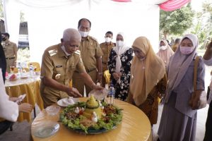 Warga Kelurahan Sidodadi Syukuran atas dilantiknya Bupati dan Wabup Asahan