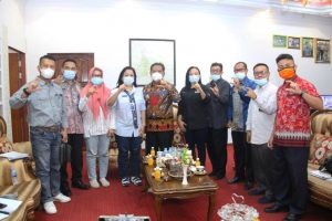 Bupati Sanggau dan Sintang Paling Konsen Terhadap Keterbukaan Informasi