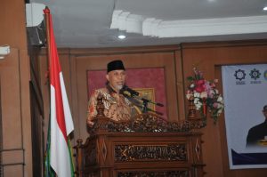 Gubernur Sumbar Buka Acara Dialog Dan Bedah Buku “Umat Bertanya, Ustadz Somad Menjawab”