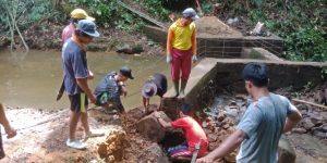 Upaya Satgas TMMD 110/ Kodim 1201 Pindahkan Batu Besar Halangi Pembangunan Bendungan