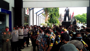 GMBI Distrik Lampura Kembali Unras, Pertanyakan Janji Bupati