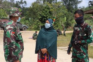 Ini Kata Ibu Nurhayati, Tentang Kegiatan TMMD Ke-110 Kodim 1206/PSB Yang Berada Di Desanya