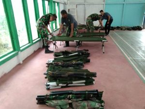 Anggota Satgas TMMD Jaga Kebersihan Diri dan Perlengkapan