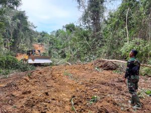 Pesona Alam Tumanggal Jadi Obyek Belajar Fotografi Satgas TMMD