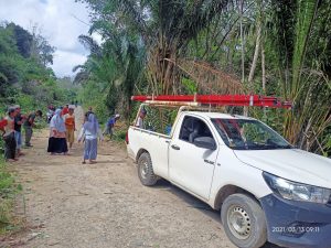 Satgas TMMD- 110 Putussibau Hadirkan PLN Rayon Hulu Gurung Atasi Masalah Masyatakat