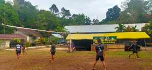 Pagi Sehat, Personil Satgas TMMD Ke 110 Kodim 1206/PSB Melaksanakan Olahraga Pagi Sebelum Memulai Pekerjaan