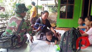 Warga Desa Hulu Pengkadan Apresiasi Layanan Kesehatan TMMD 110/ Kodim 1206/Putussibau.