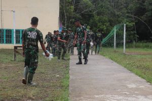 Satgas TMMD ke 110 Setiap Harinya Membersihkan Lapngam volly