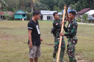 Antusias Warga Siapkan Penyambutan Tim Wasev TMMD Ke 110 Kodim 1206/PSB