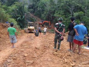 Program Kerja  TMMD ke 110 -Putussibau Desa Beringin  Sambut Gembira