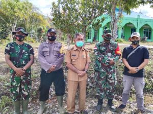 Kegiatan Satgas TMMD-110 Putussiabu Bersama Masyarakat  Hadirkan Camat Pengkadan